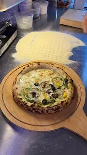 Hình ảnh PIZZA 4CHESE * RAU CỦ (CHAY)