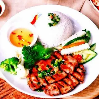 Hình ảnh CƠM RANG SƯỜN NƯỚNG