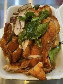 Hình ảnh Nữa con vịt quay lá mắc mật 