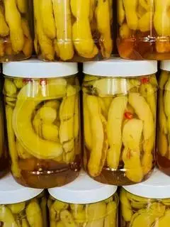 Hình ảnh me ngâm đường phèn ớt