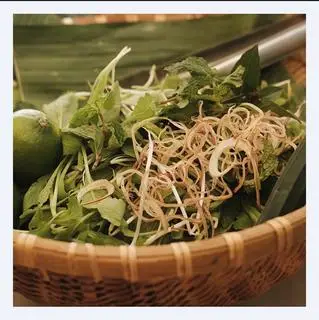 Hình ảnh Rau thêm nhỏ