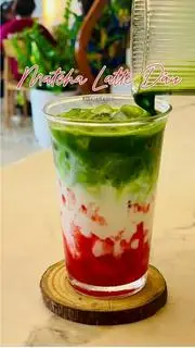 Hình ảnh Matcha latte Dâu 
