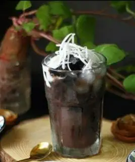 Hình ảnh Chè đậu đỏ mix đen cốt dừa