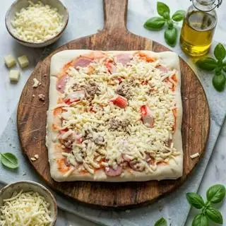 Hình ảnh Pizza Thập Cẩm Vuông