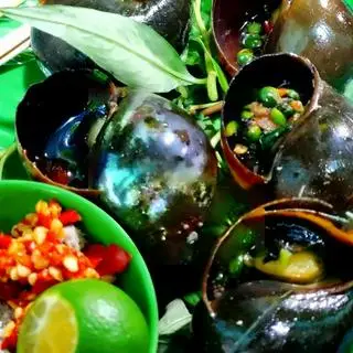 Hình ảnh Ốc bươu nướng tiêu xanh