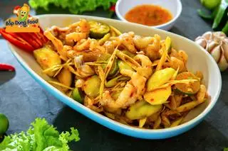 Hình ảnh Chân Gà Rút Xương Sốt Thái