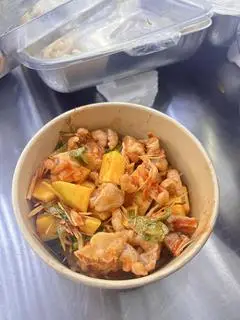 Hình ảnh chân gà sốt thái