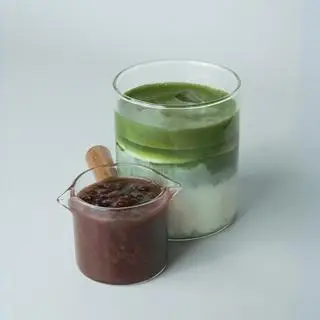 Hình ảnh Matcha latte đậu đỏ