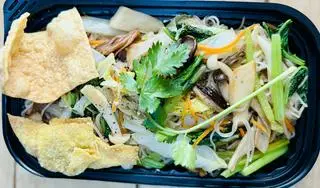 Hình ảnh Bún gạo xào rau nấm