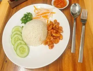 Hình ảnh Cơm tấm tép rang giòn