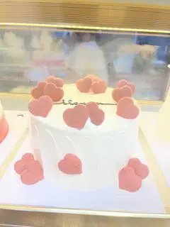 Hình ảnh Bánh Kem Trang Trí Trái Tim