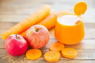Hình ảnh Nước ép táo carot
