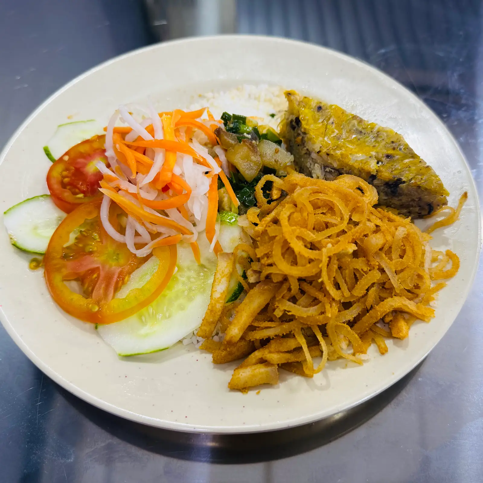 Hình ảnh Cơm bì chả