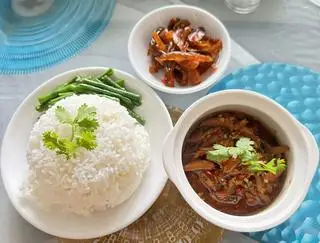 Hình ảnh Cơm cá kho tiêu 