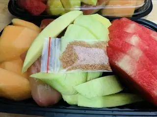 Hình ảnh Combo dưa hấu - ổi - xoài hạt lép