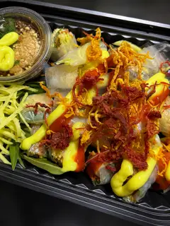 Hình ảnh Bánh Tráng Cuốn Sốt Me