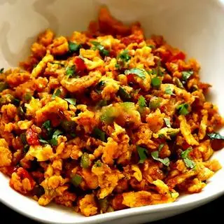 Hình ảnh Egg Burji ( Trứng xào với hành tây không gia vị)
