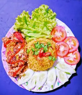 Hình ảnh Cơm Trứng Chiên Thịt