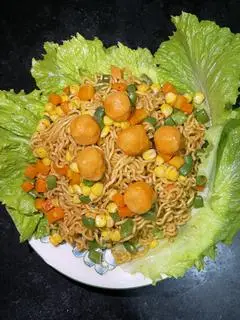 Hình ảnh Mỳ Trộn Tôm Viên 