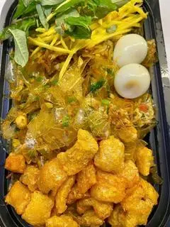 Hình ảnh Bánh tráng Dẻo trộn Tóp Mỡ