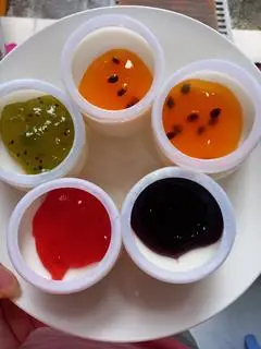 Hình ảnh Sữa chua vị trái cây