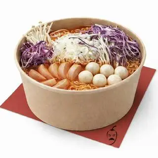 Hình ảnh Mì Cay Xúc Xích - Cá Viên