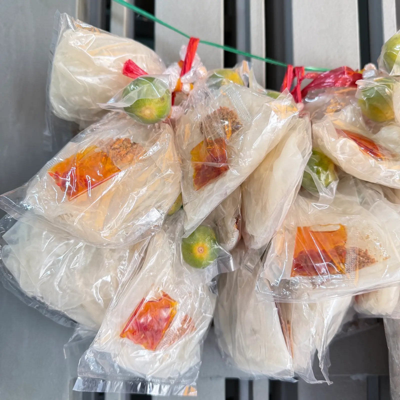 Hình ảnh Bánh tráng sê tá
