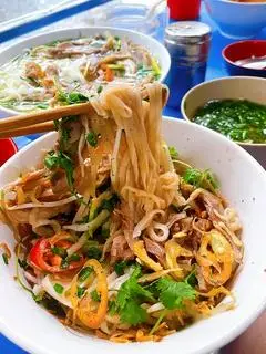 Hình ảnh phở trộn (tái nạm gân viên note topping cho quán nhé)