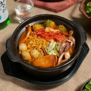 Hình ảnh Mì hải sản 