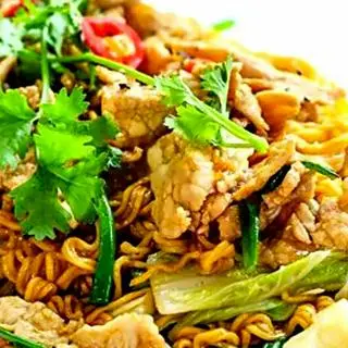 Hình ảnh Mì gói xào bò