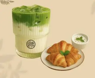 Hình ảnh Bánh croissant-Matcha latte(combo)