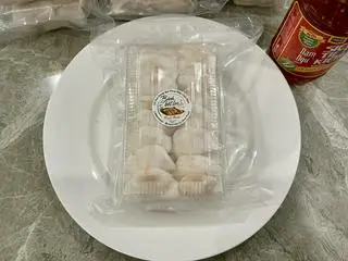 Hình ảnh Bánh bột lọc trần sống _ Nhân tôm 500g