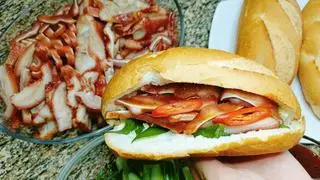 Hình ảnh Bánh mì phá lấu