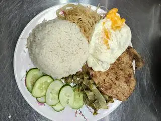 Hình ảnh sườn bì ốp la 