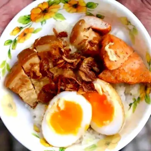Hình ảnh Xôi trứng chả thịt