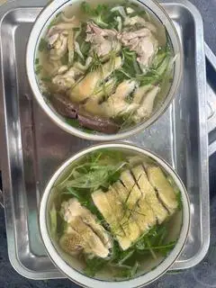 Hình ảnh phở gà phao câu