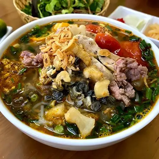 Hình ảnh Bún riêu cua - tóp mỡ - bò giò