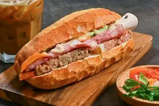 Hình ảnh Bánh mì pate jambon