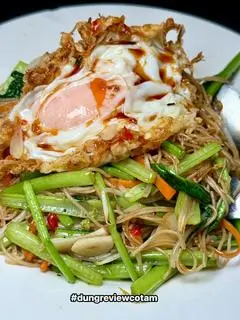 Hình ảnh bún gạp xào trứng
