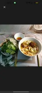 Hình ảnh Mì Quảng Xương Trứng Cút