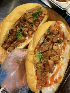 Hình ảnh Bánh mỳ  pate thịt nướng (best seller)