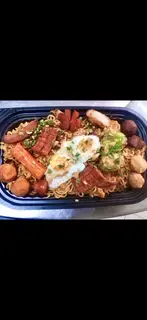 Hình ảnh Combo 3. Mì xào full (lớn) + Coca/ 7Up