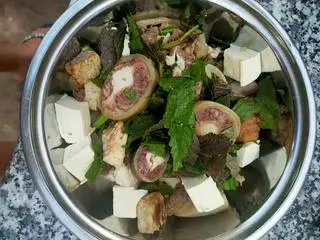 Hình ảnh Lẩu Đuôi Bò