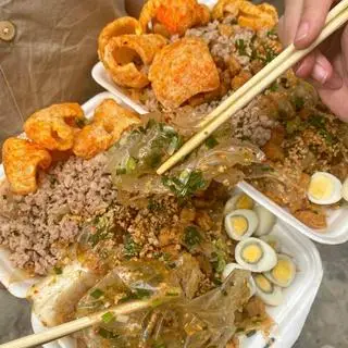 Hình ảnh Bánh Tráng Mỡ Hành - Thịt Bằm - Tóp Mỡ - 2 Cút