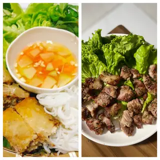 Hình ảnh Combo Chả giò cua bể + heo 1 nắng (phần 2 người)