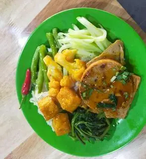 Hình ảnh Cơm chay thập cẩm T 