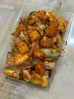 Hình ảnh bánh tráng cuốn lòng đào trộn tóp mỡ