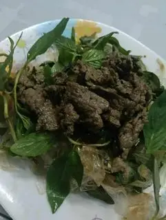 Hình ảnh bánh tráng trộn bò tái 