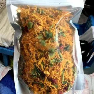 Hình ảnh Khô Gà Mềm Lá Chanh - 500gr