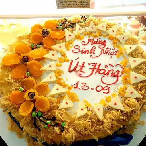 Hình ảnh Bánh Bông Lan Trứng Muối Sinh Nhật Size 23cm